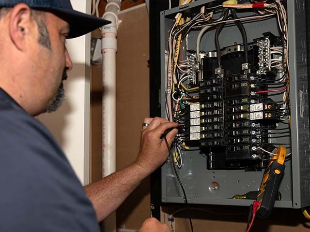 Electrical Panel & Circuit Breaker Specialists In Derry